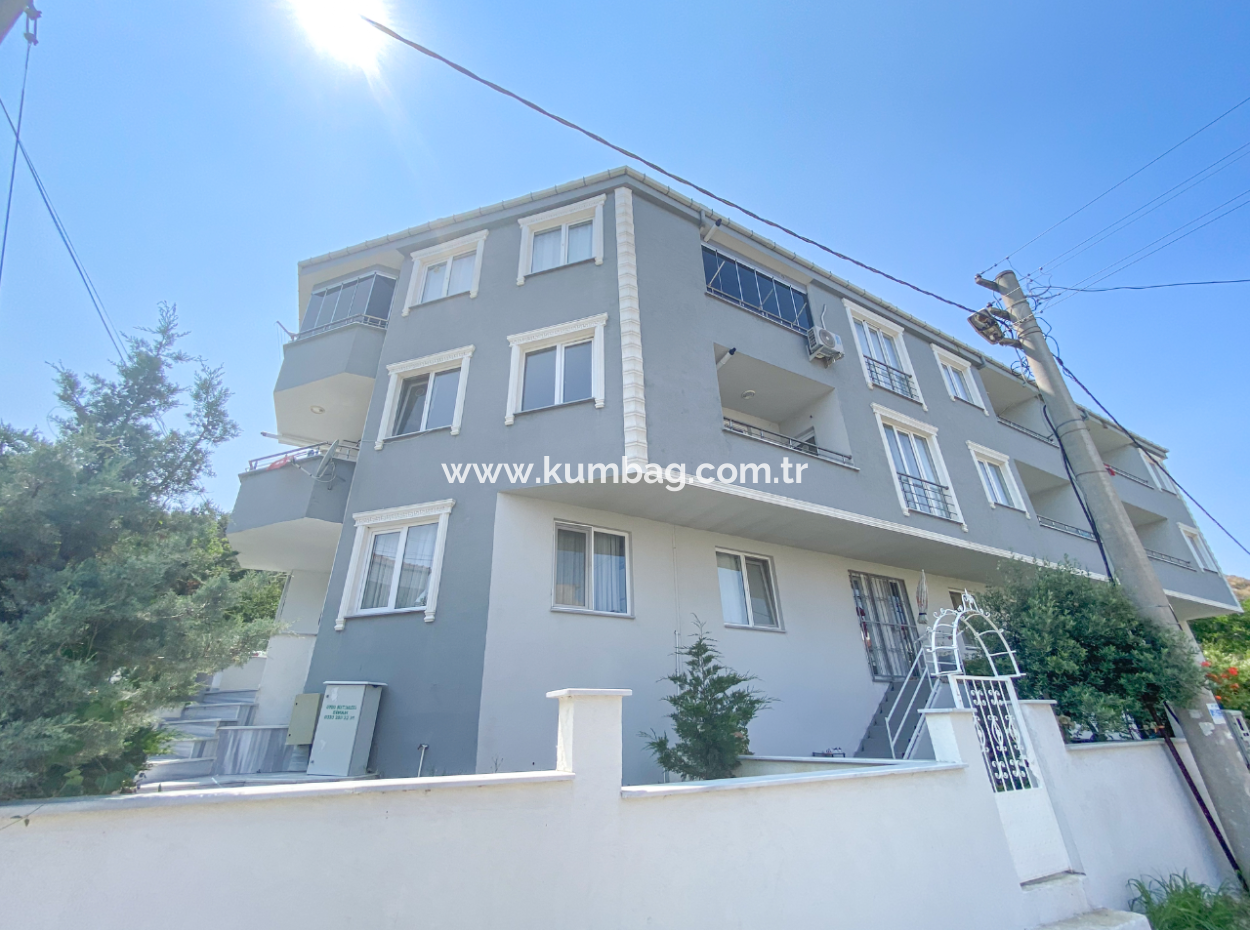 Spacious 1 1 Flat For Sale Close To Kumbağ Market Street