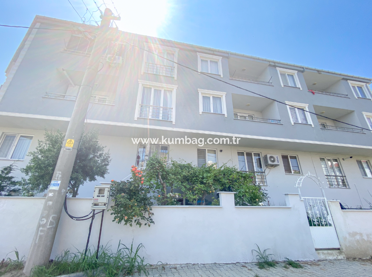 Spacious 1 1 Flat For Rent Close To Kumbağ Market Street