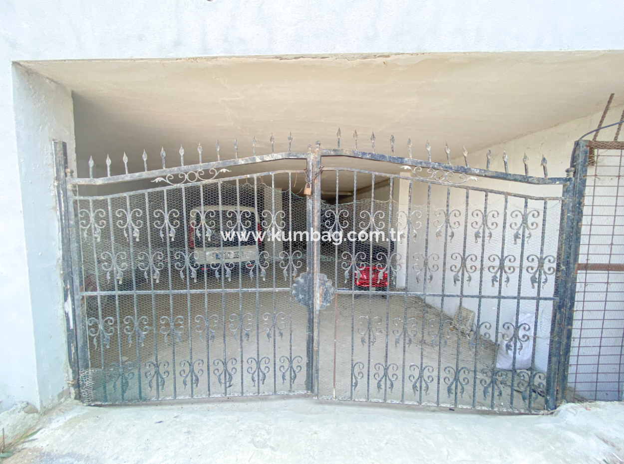 Spacious 1 1 Flat For Rent Close To Kumbağ Market Street