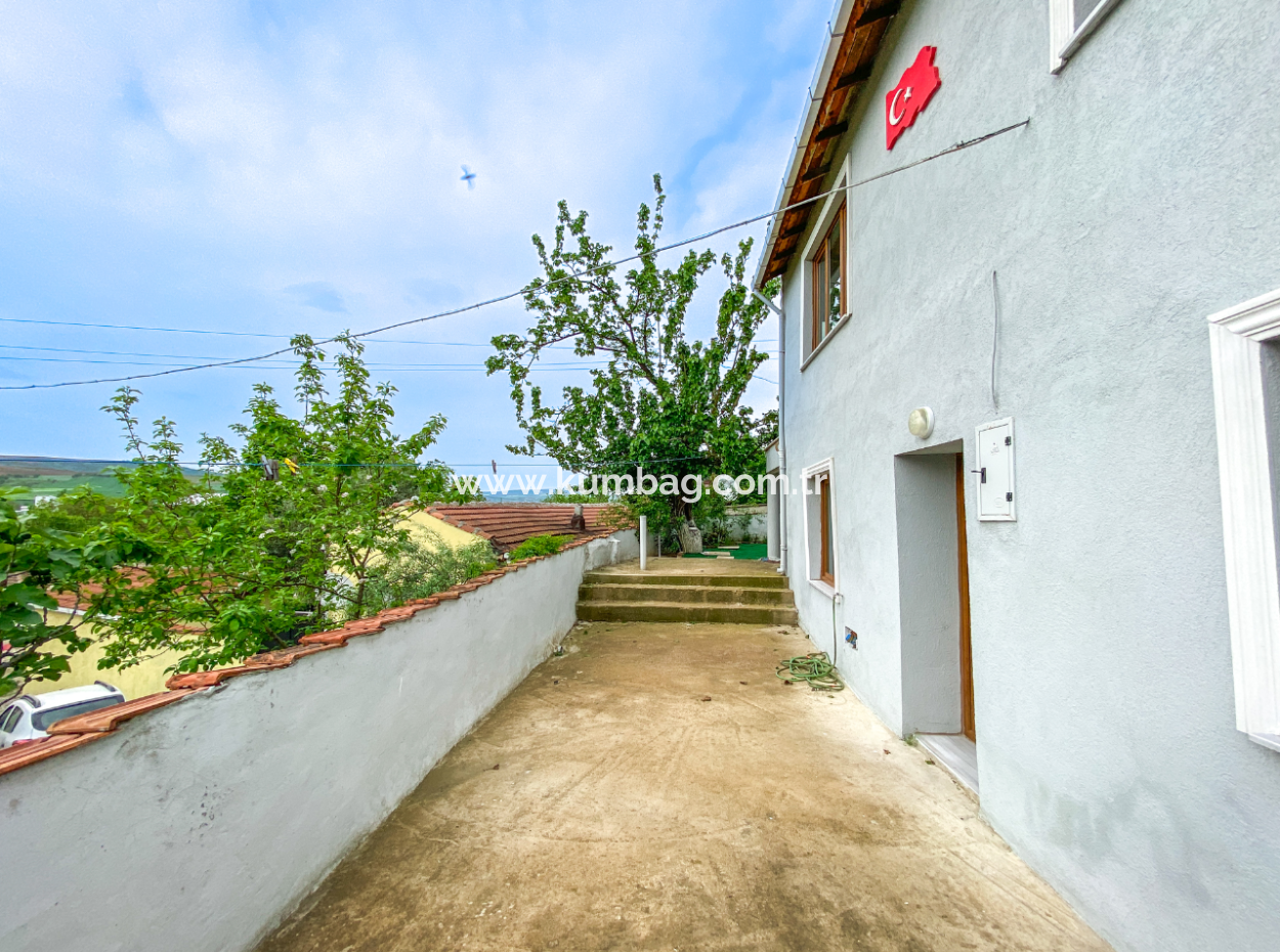 Tekirdağ Naipköy Mah. 4 1 Detached Village House And Outbuildings For Sale