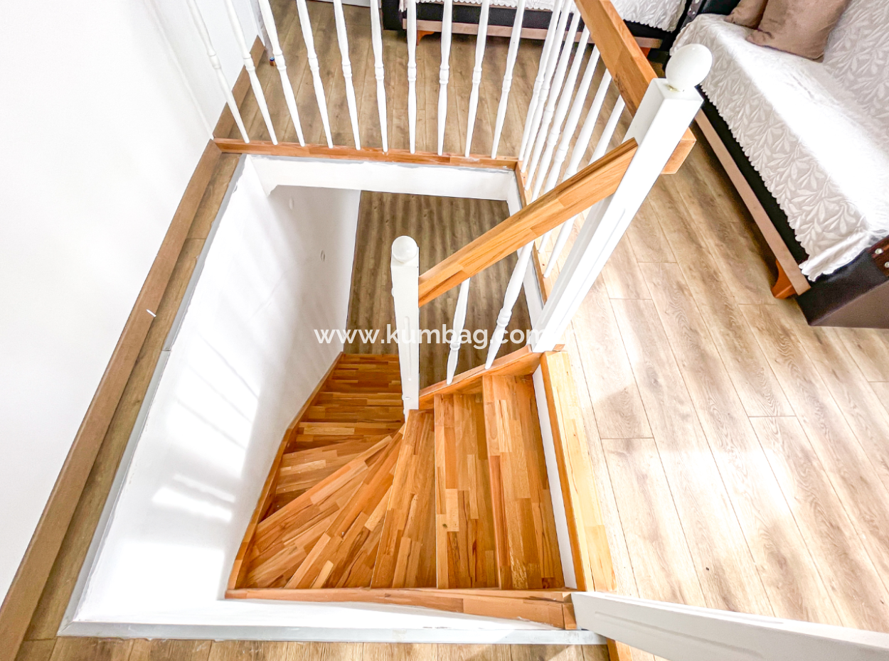 Tekirdağ Naipköy Mah. 4 1 Detached Village House And Outbuildings For Sale