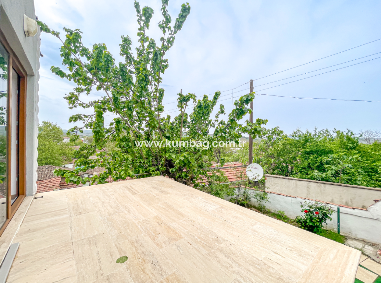 Tekirdağ Naipköy Mah. 4 1 Detached Village House And Outbuildings For Sale