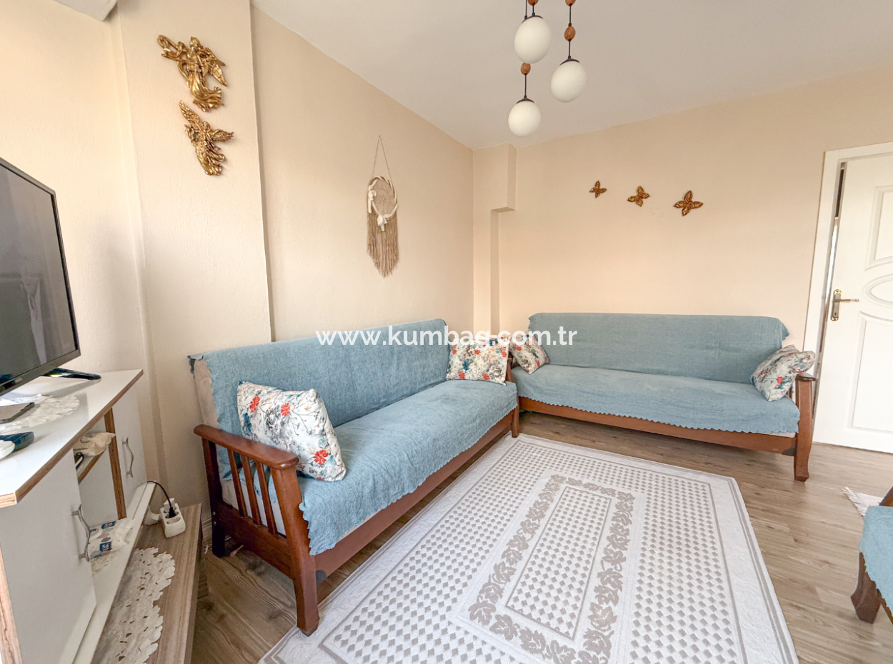 2 1 Apartment For Sale In Kumbagh Market Street