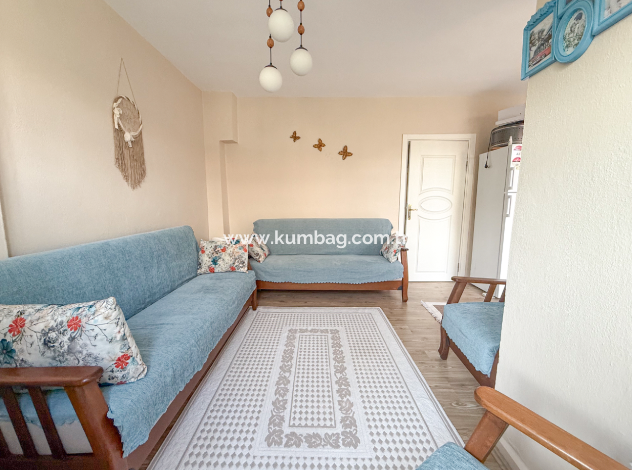 2 1 Apartment For Sale In Kumbagh Market Street