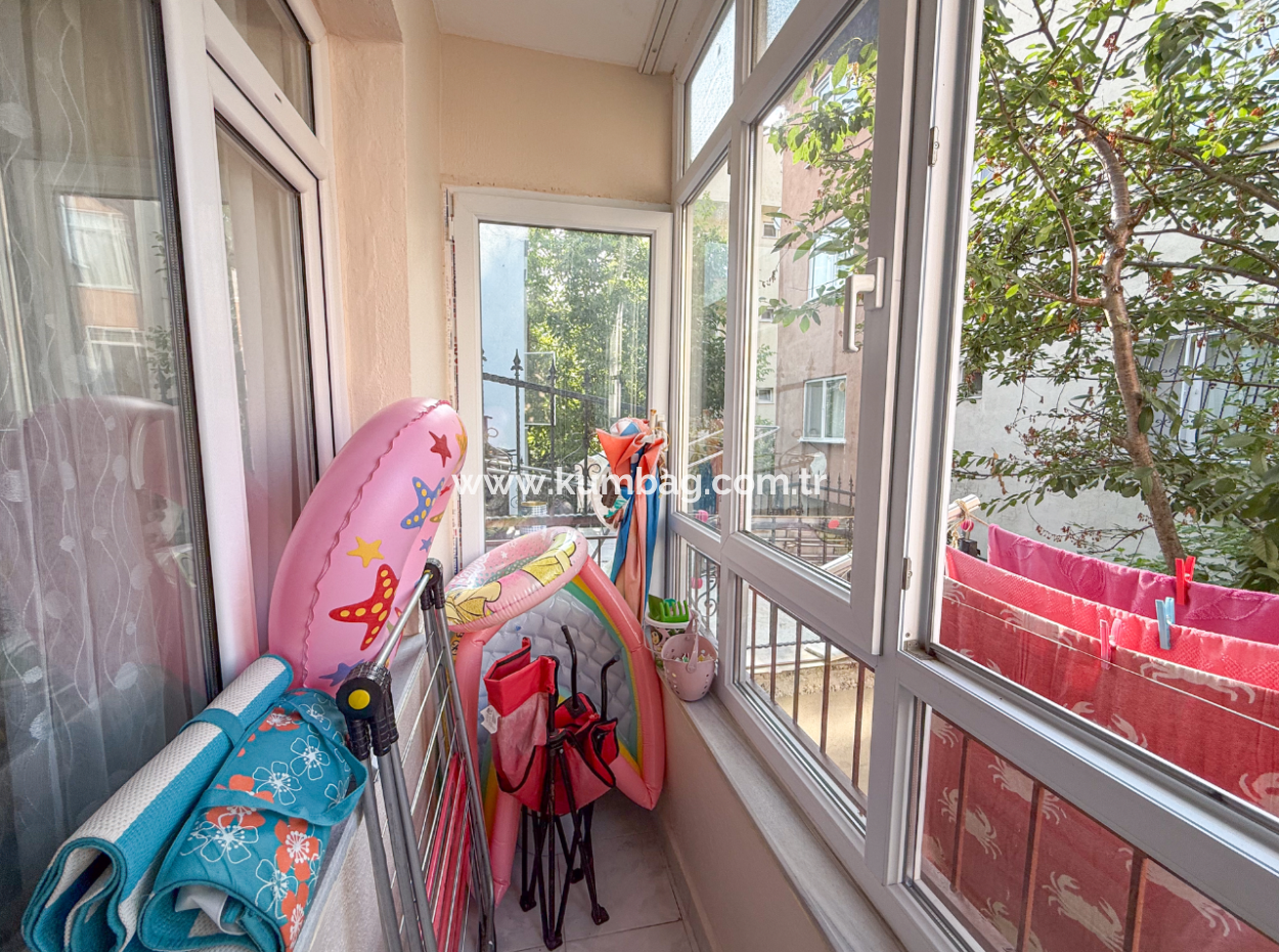 2 1 Apartment For Sale In Kumbagh Market Street