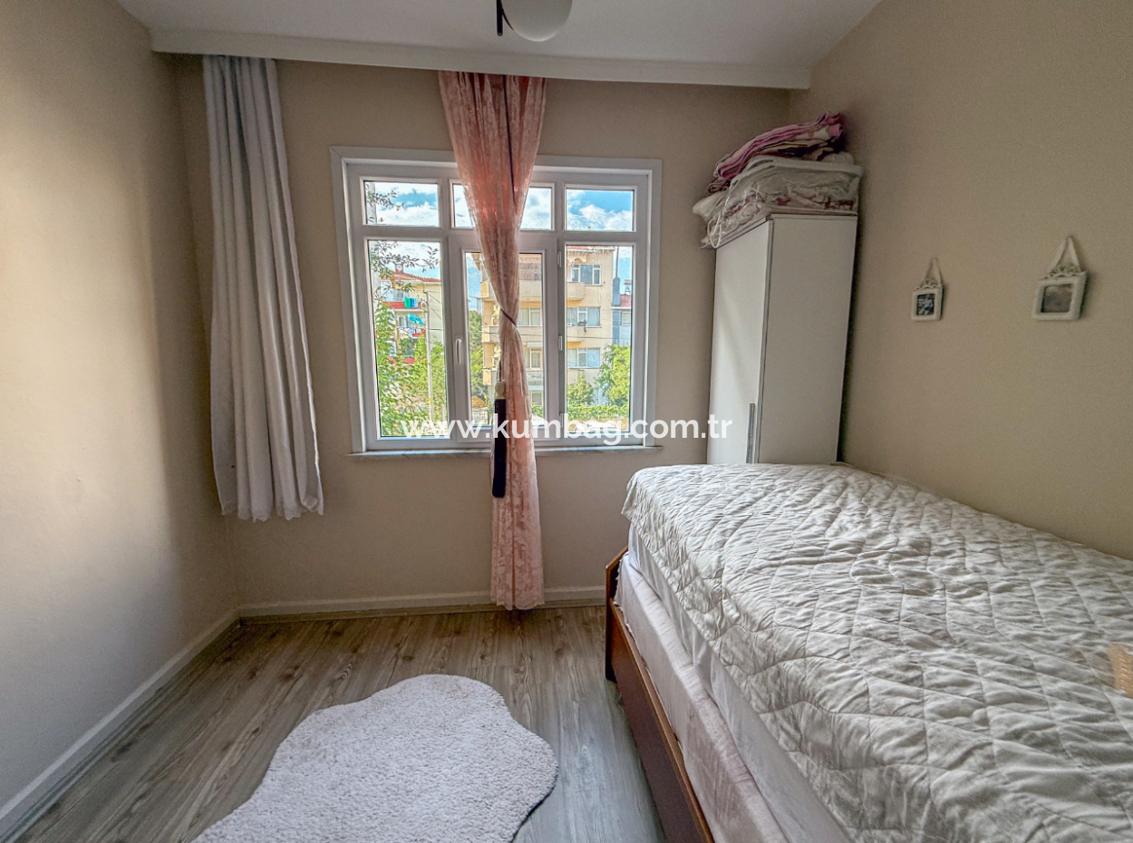 2 1 Apartment For Sale In Kumbagh Market Street
