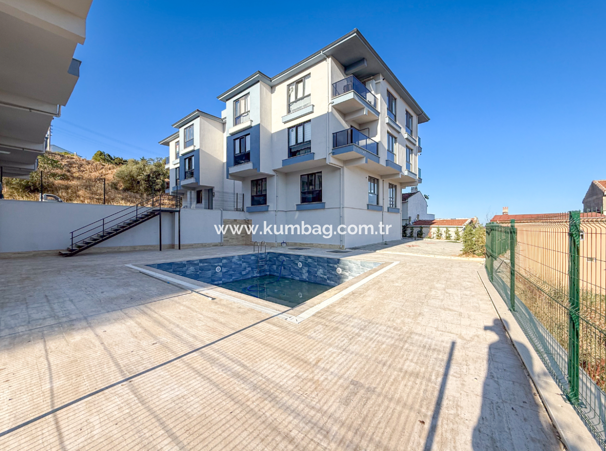 Spacious Luxury 1 1 Apartment For Sale In Barbaros With Sea View