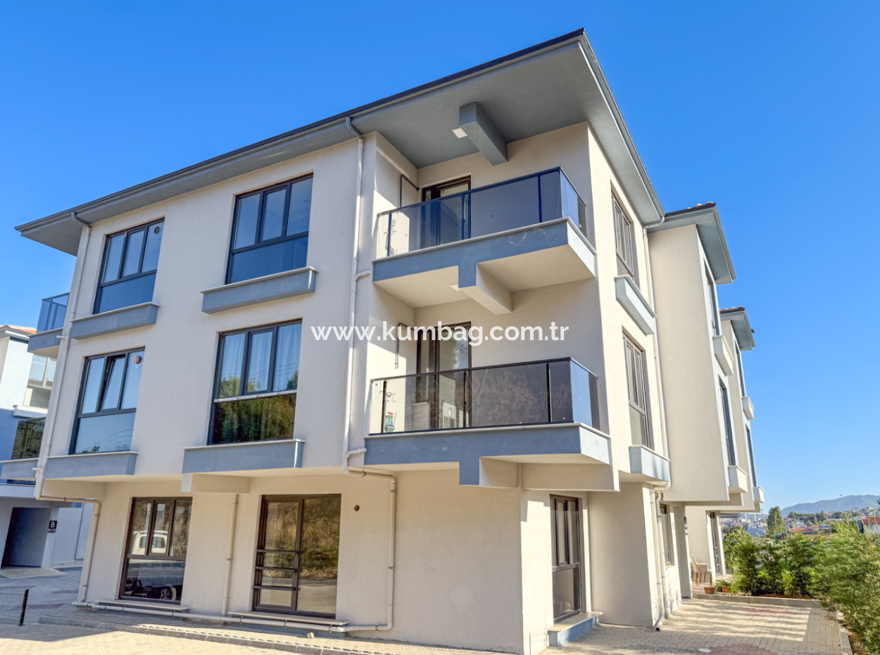 Spacious Luxury 1 1 Apartment For Sale In Barbaros With Sea View