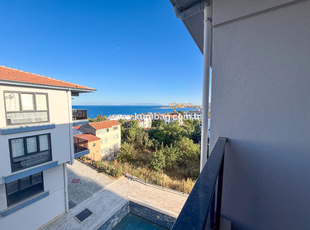 Spacious Luxury 1 1 Apartment For Sale In Barbaros With Sea View