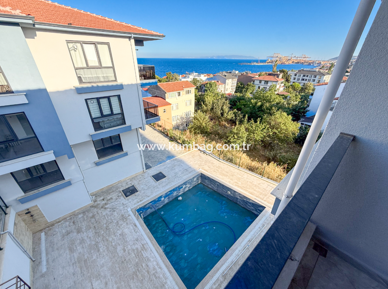 Spacious Luxury 1 1 Apartment For Sale In Barbaros With Sea View