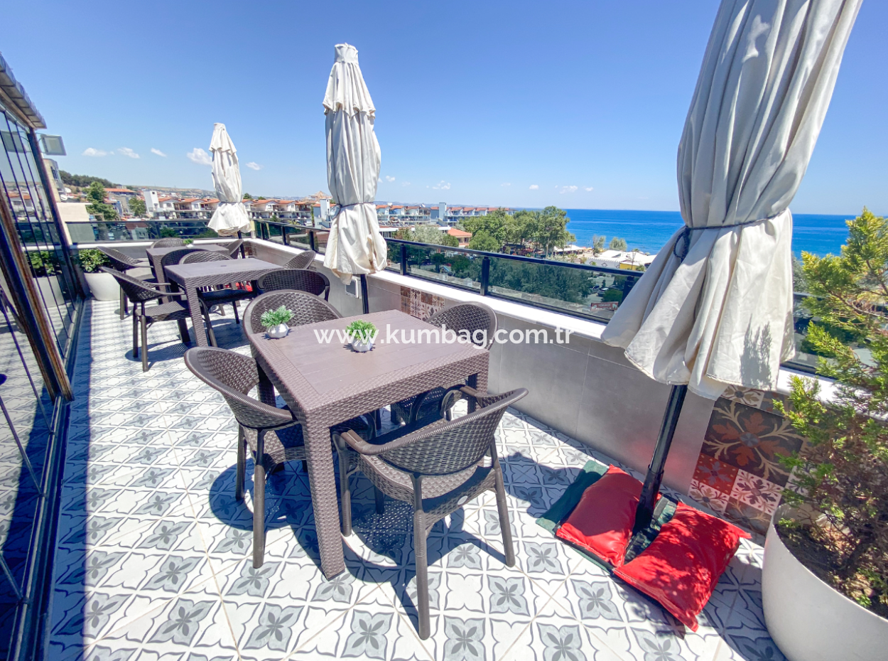 Apart Hotel For Sale On The Street Close To Kumbağ Coastal Promenade