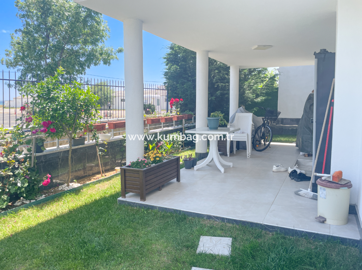 3 1 Garden Villa For Sale By The Sea In Kumbagh