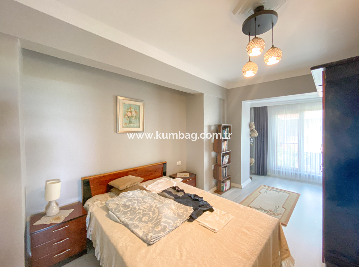 3 1 Garden Villa For Sale By The Sea In Kumbagh