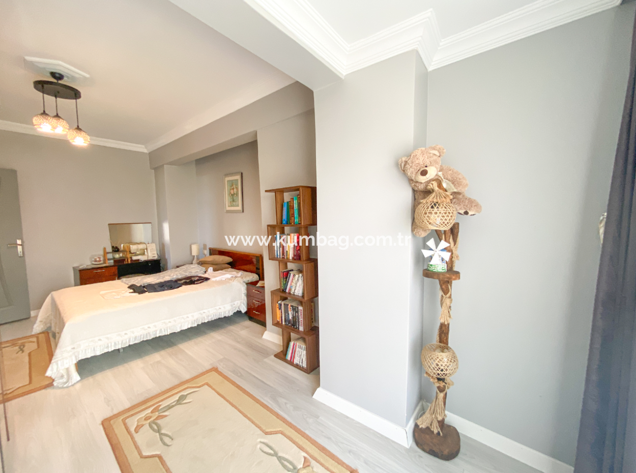 3 1 Garden Villa For Sale By The Sea In Kumbagh