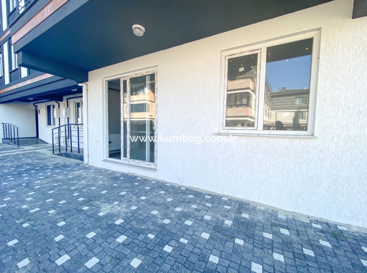 Luxury 1 1 Apartments For Sale Near The Sea In A Complex With Kumbag Pool