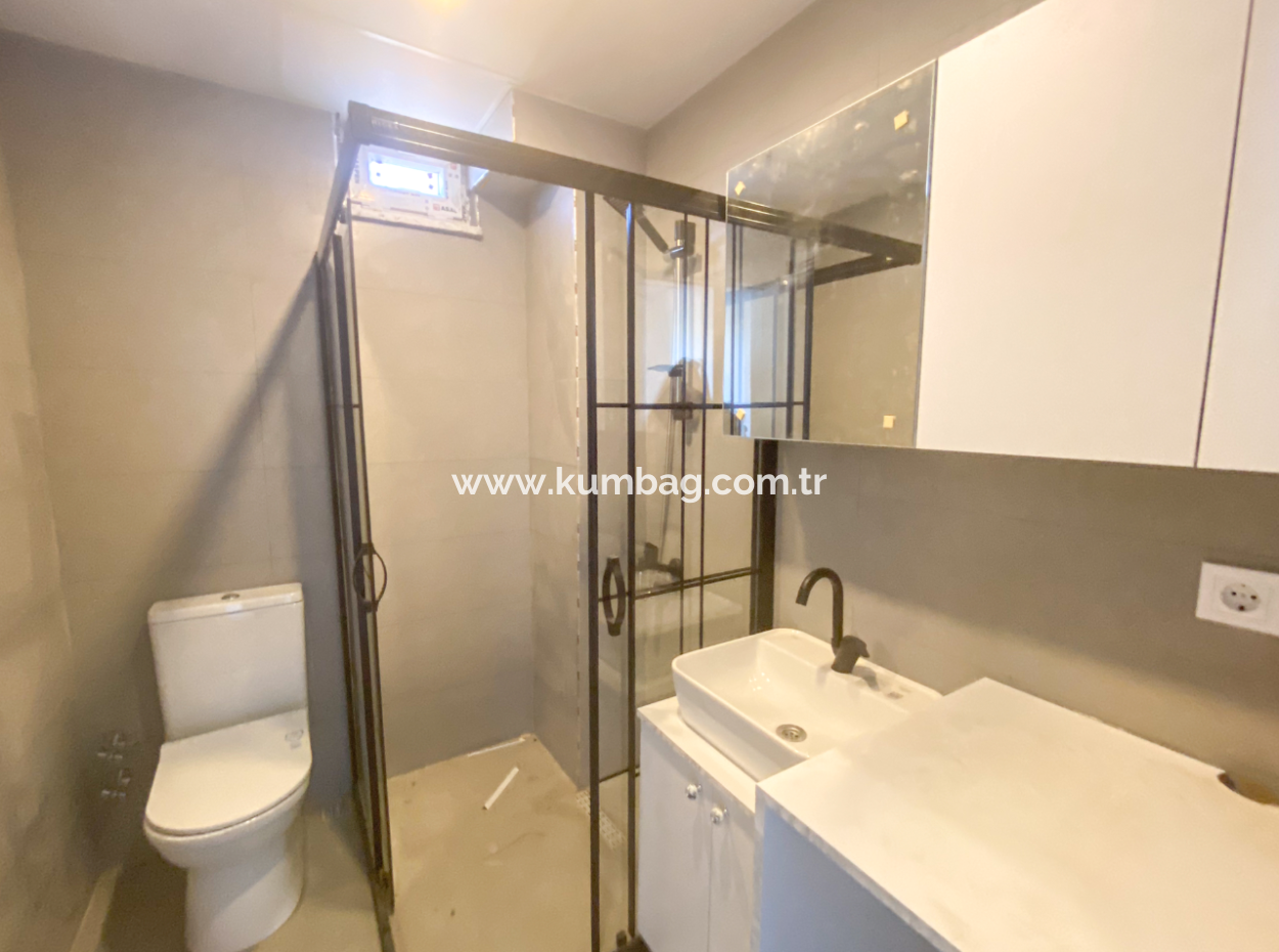 Luxury 2 1 Apartments For Rent Near The Sea In Kumbağ Complex With Pool