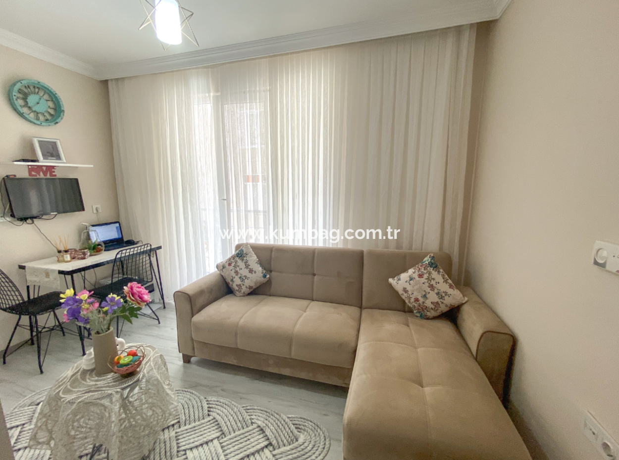 1 1 Apartment For Sale With Residential Furniture In Central Location In Kumbagh
