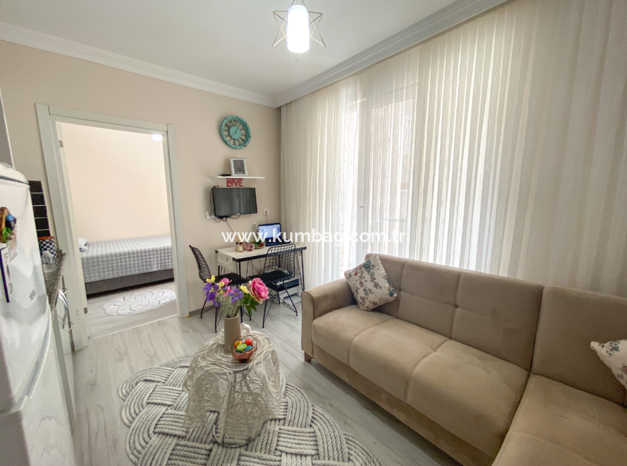 1 1 Apartment For Sale With Residential Furniture In Central Location In Kumbagh
