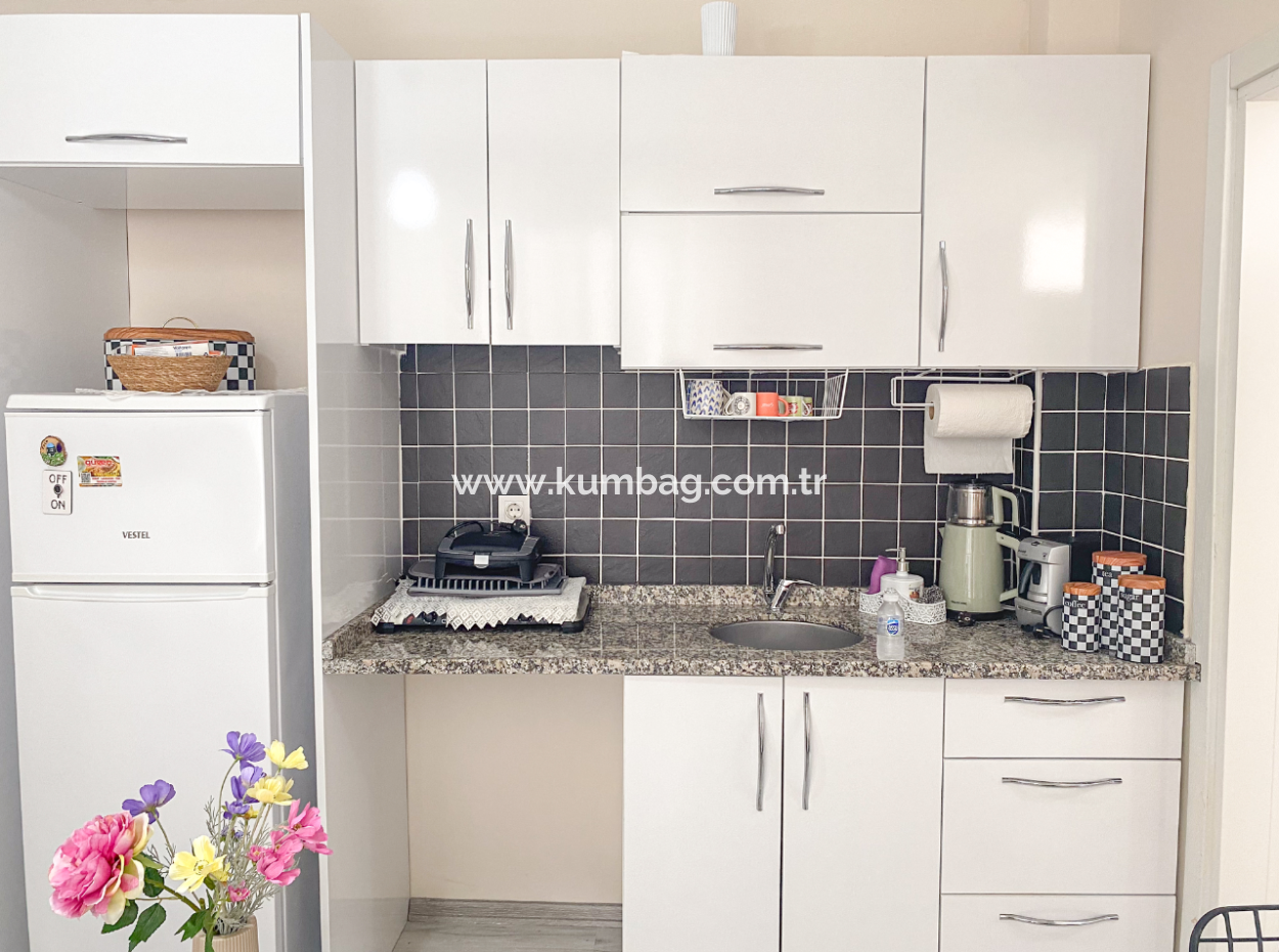 1 1 Apartment For Sale With Residential Furniture In Central Location In Kumbagh