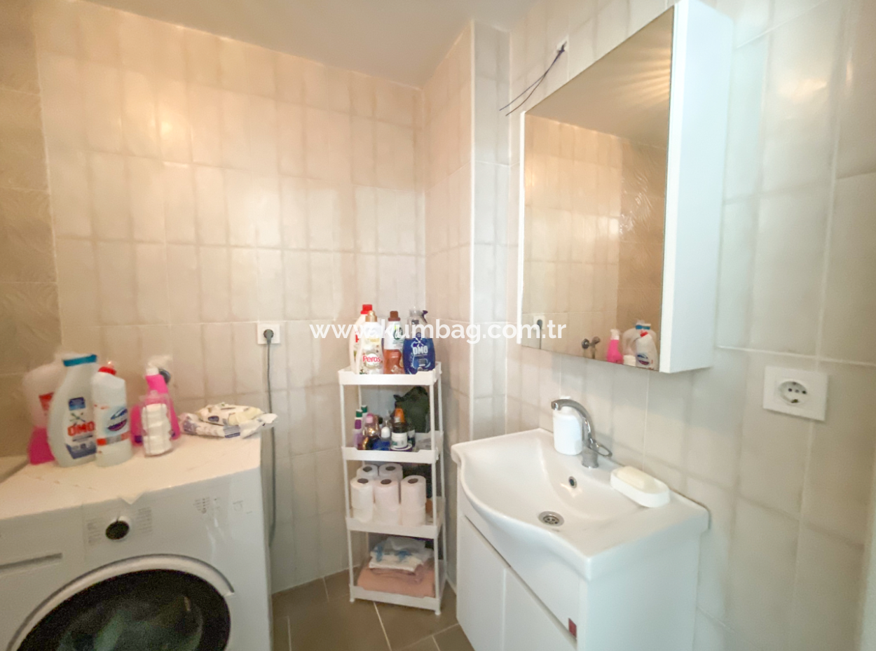 1 1 Apartment For Sale With Residential Furniture In Central Location In Kumbagh