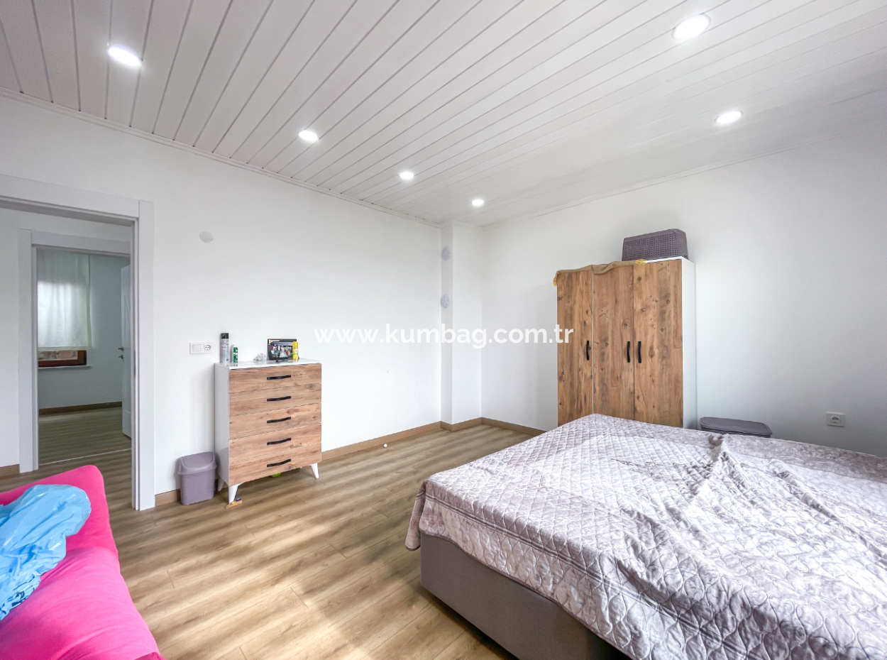 Tekirdağ Naipköy Mah. 4 1 Detached Village House And Outbuildings For Sale