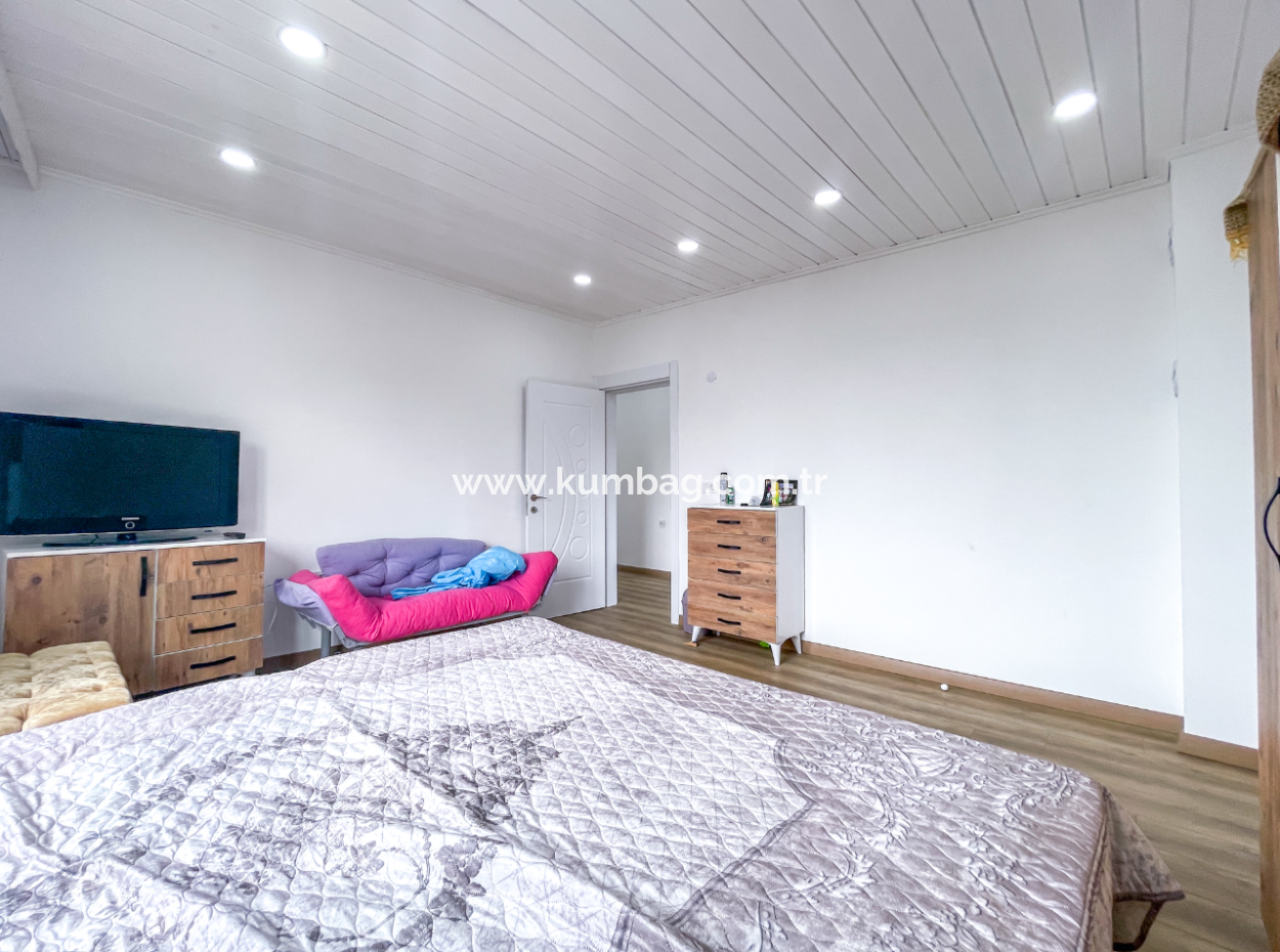 Tekirdağ Naipköy Mah. 4 1 Detached Village House And Outbuildings For Sale