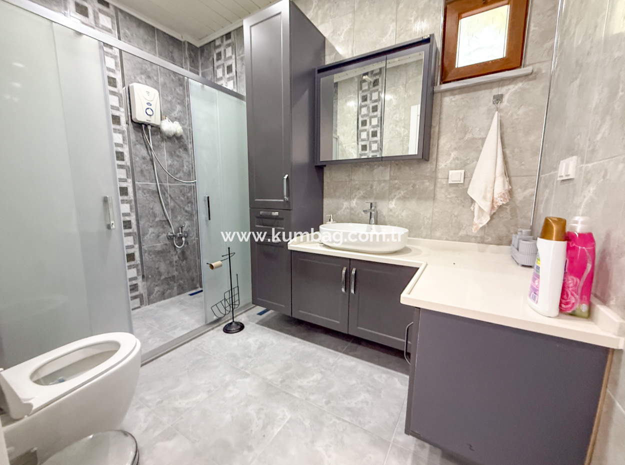 Tekirdağ Naipköy Mah. 4 1 Detached Village House And Outbuildings For Sale