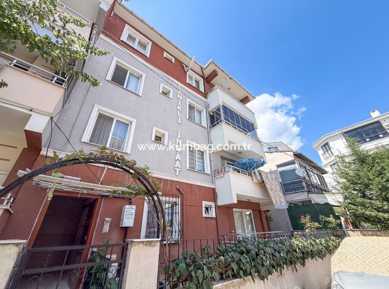 Spacious 2 In 1 Furnished Apartment For Sale In Kumbagh Close To Pazar Street