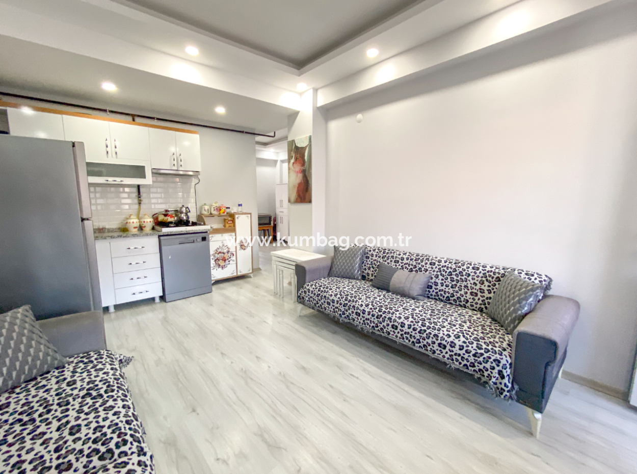 2 1 Apartment For Rent With Large Furnishings Close To Kumbağ Pazar Street