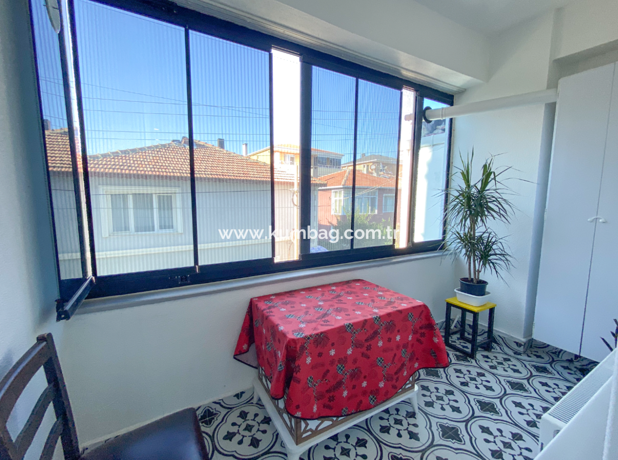2 1 Apartment For Rent With Large Furnishings Close To Kumbağ Pazar Street