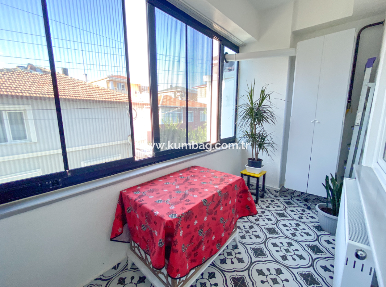 2 1 Apartment For Rent With Large Furnishings Close To Kumbağ Pazar Street