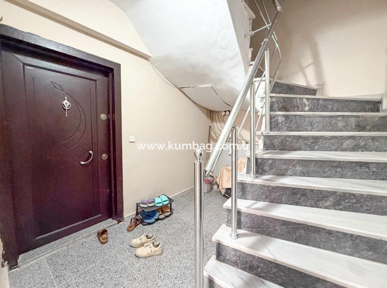 Large 2 1 Apartment For Rent Close To Kumbağ Market Street