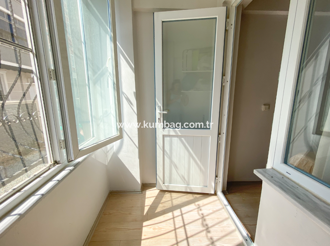 Large 2 1 Apartment For Rent Close To Kumbağ Market Street
