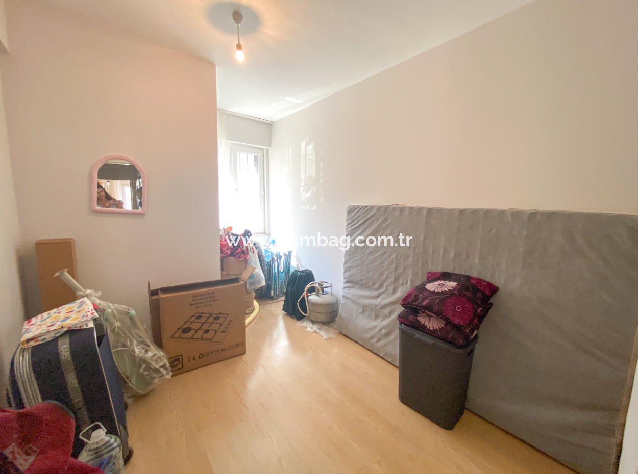 Large 2 1 Apartment For Rent Close To Kumbağ Market Street