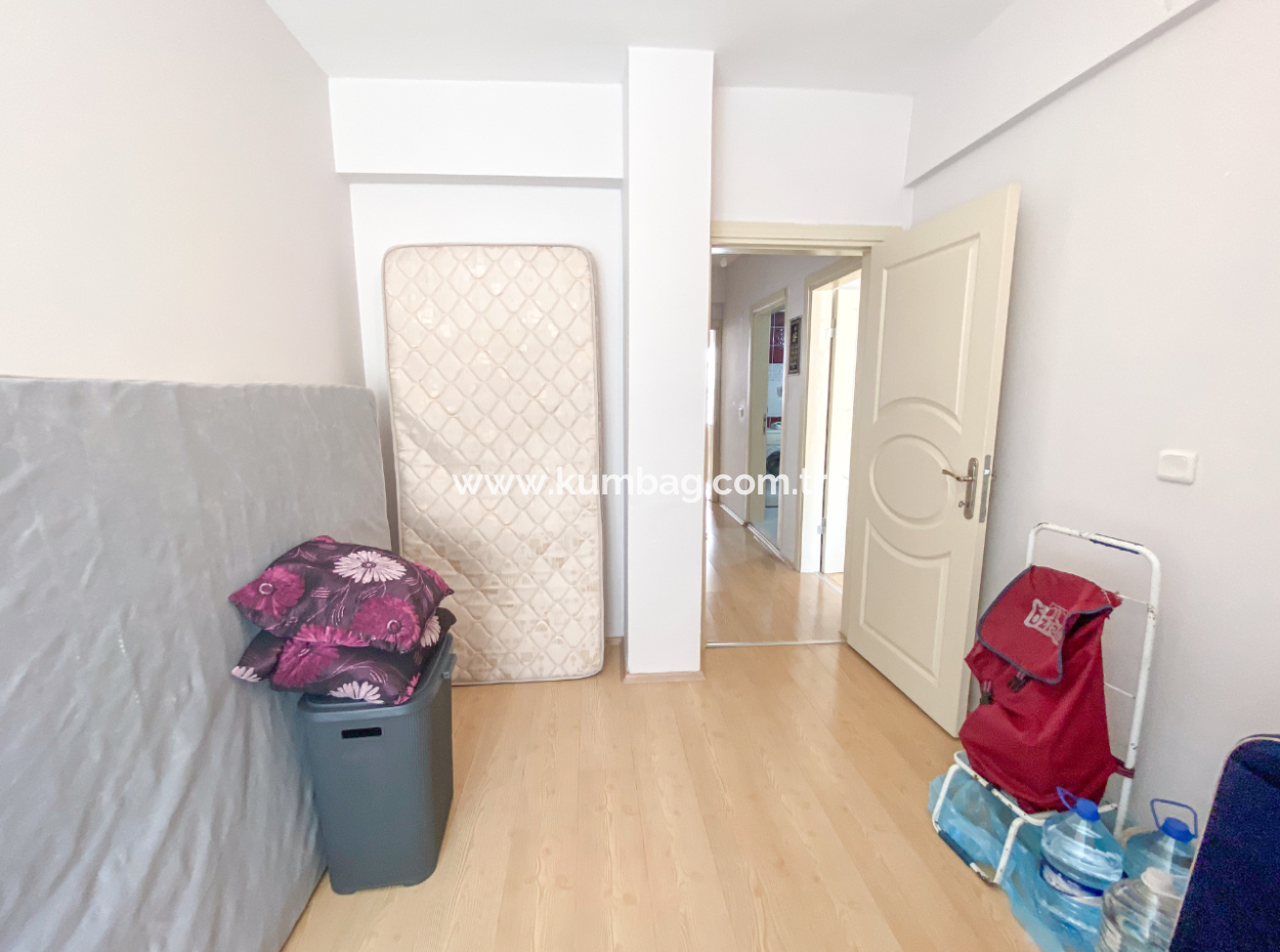 Large 2 1 Apartment For Rent Close To Kumbağ Market Street