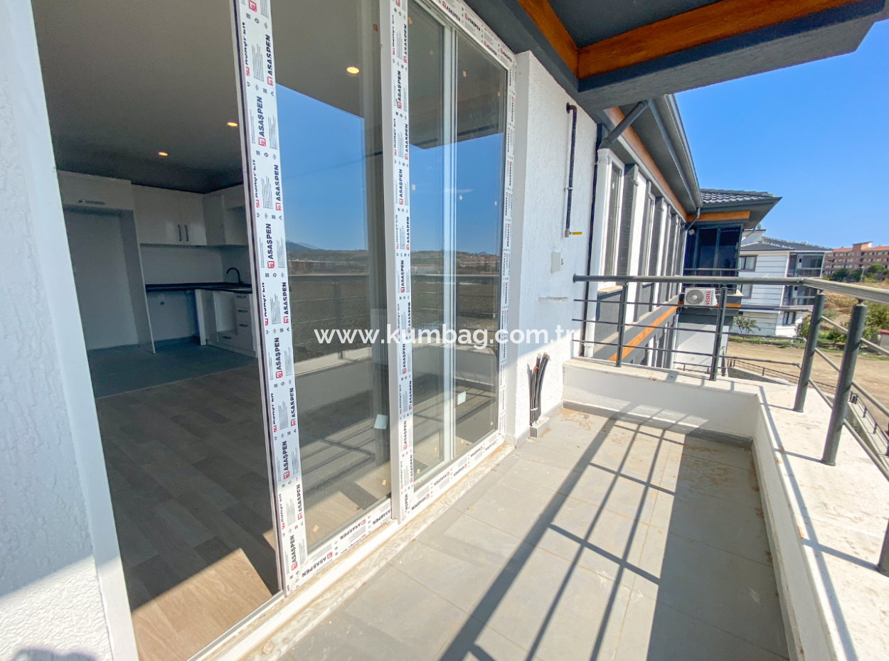 Luxury 1 1 Apartments For Sale Near The Sea In A Complex With Kumbag Pool