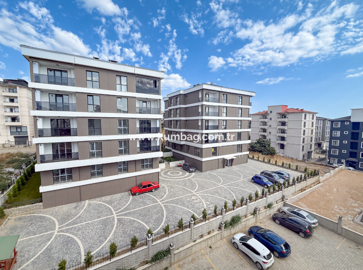 Luxury Very Spacious 2 1 Apartment For Rent In New Building In Ataturk Neighborhood 