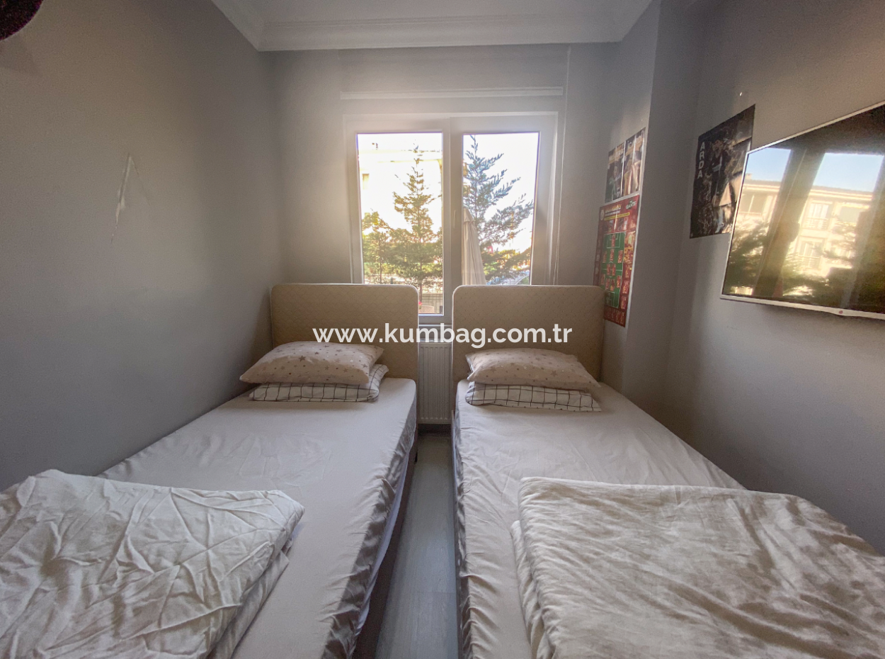 1 1 Flat For Rent With Garden In A Site With Pool In Kumbağ