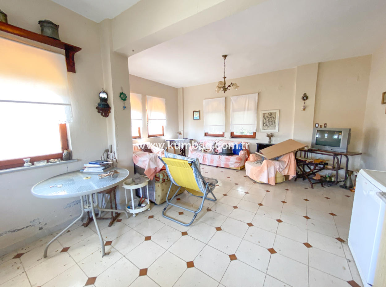 4 1 Triplex Villa For Sale With Large Terrace With Sea View In Kumbağ