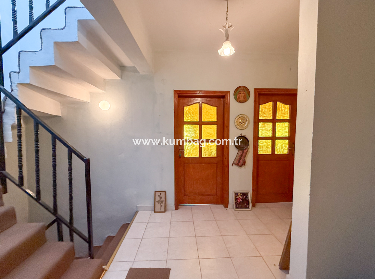 4 1 Triplex Villa For Sale With Large Terrace With Sea View In Kumbağ