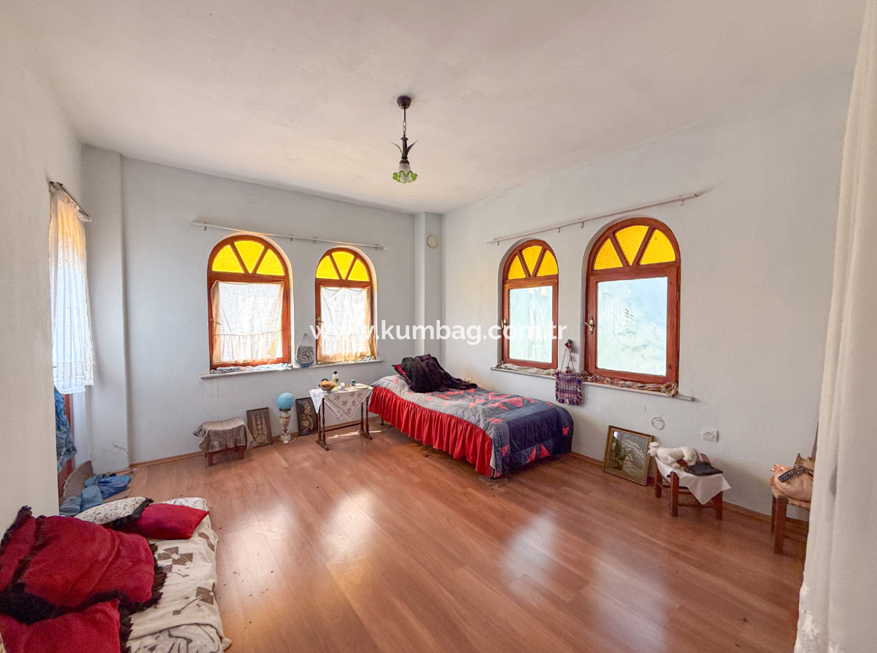 4 1 Triplex Villa For Sale With Large Terrace With Sea View In Kumbağ