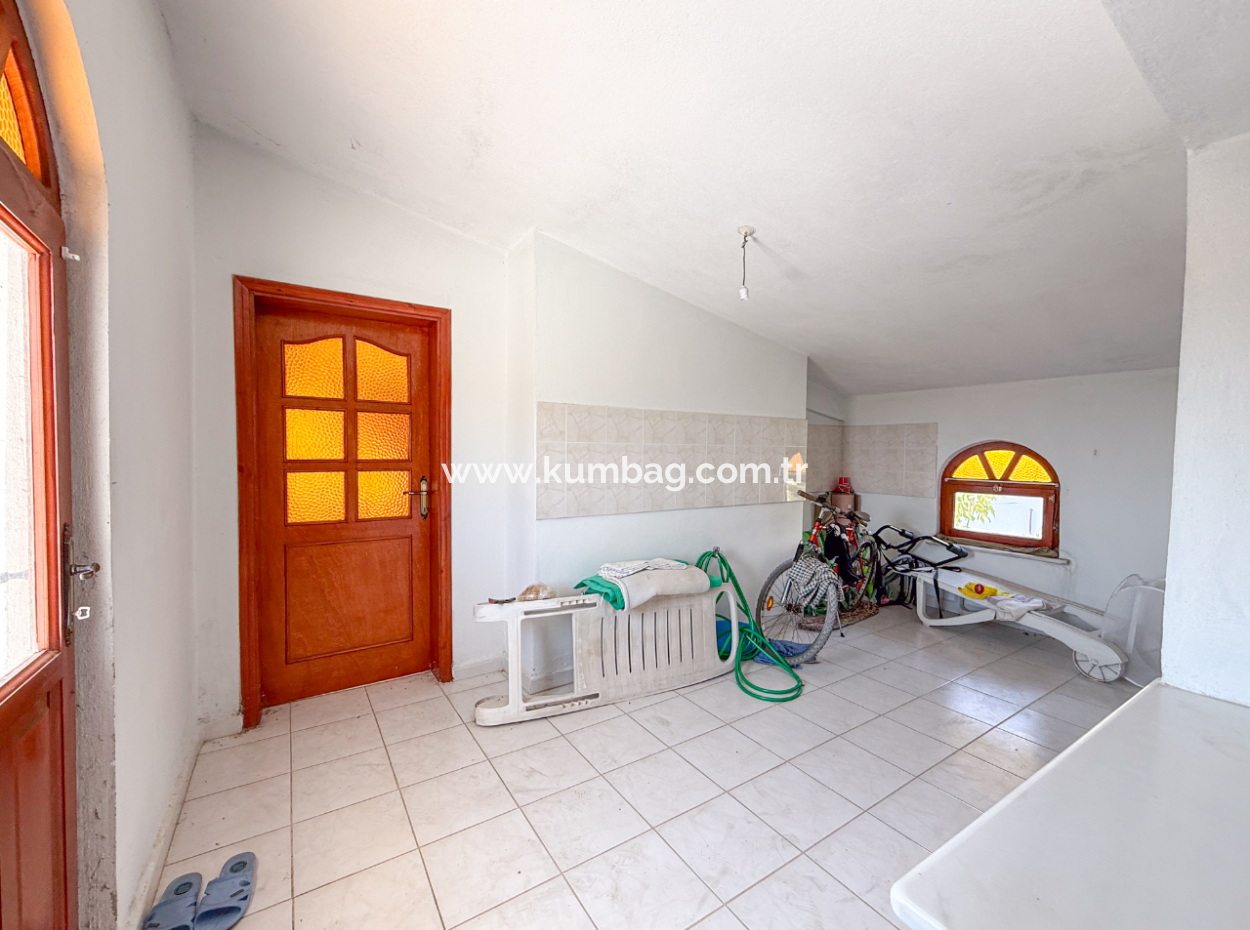 4 1 Triplex Villa For Sale With Large Terrace With Sea View In Kumbağ