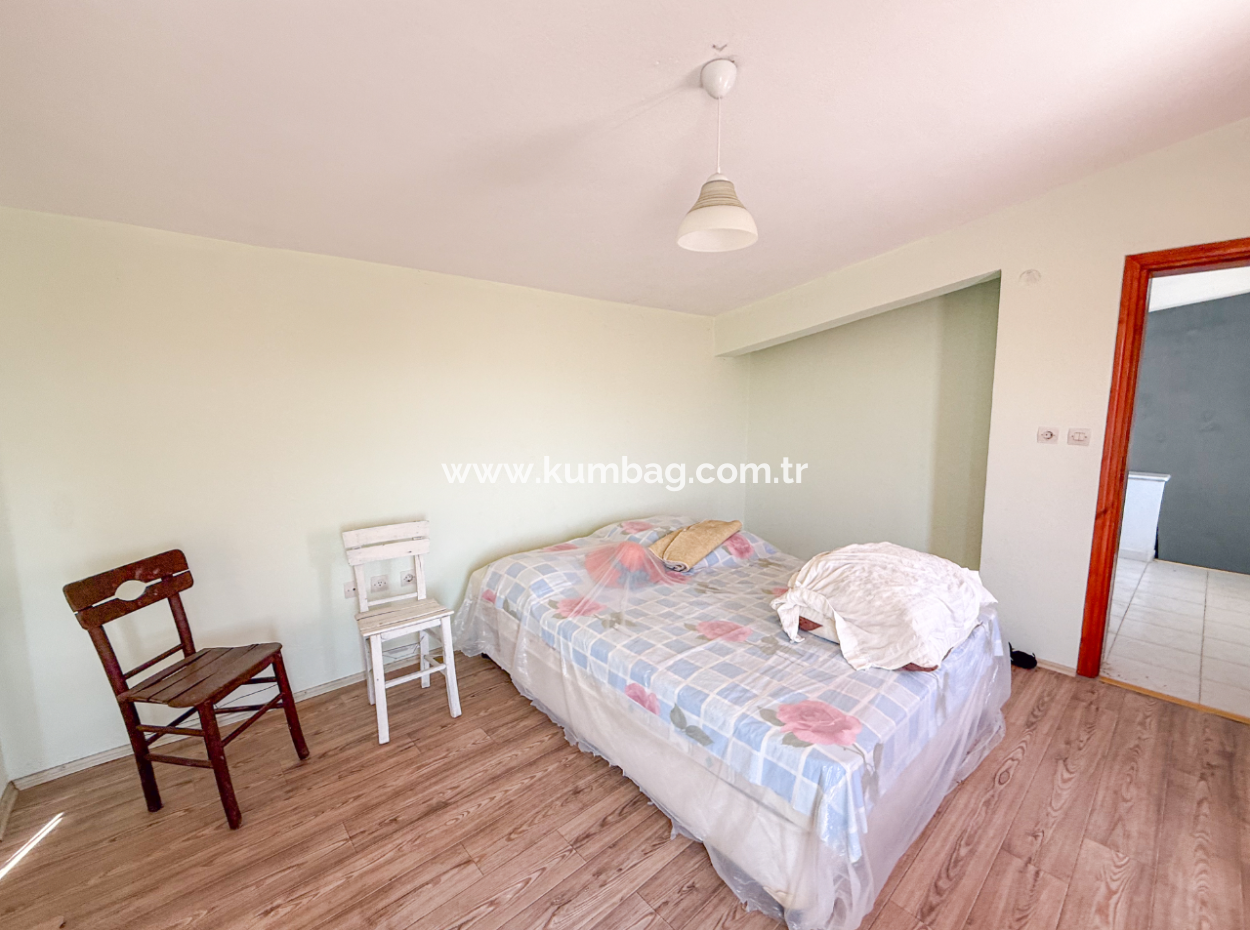 4 1 Triplex Villa For Sale With Large Terrace With Sea View In Kumbağ