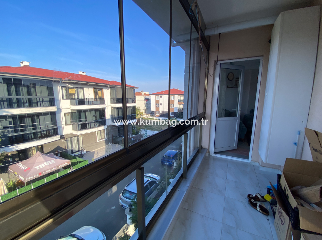 Furnished 2 1 Flat For Rent On The Sea Side Of The Street In Kumbağ