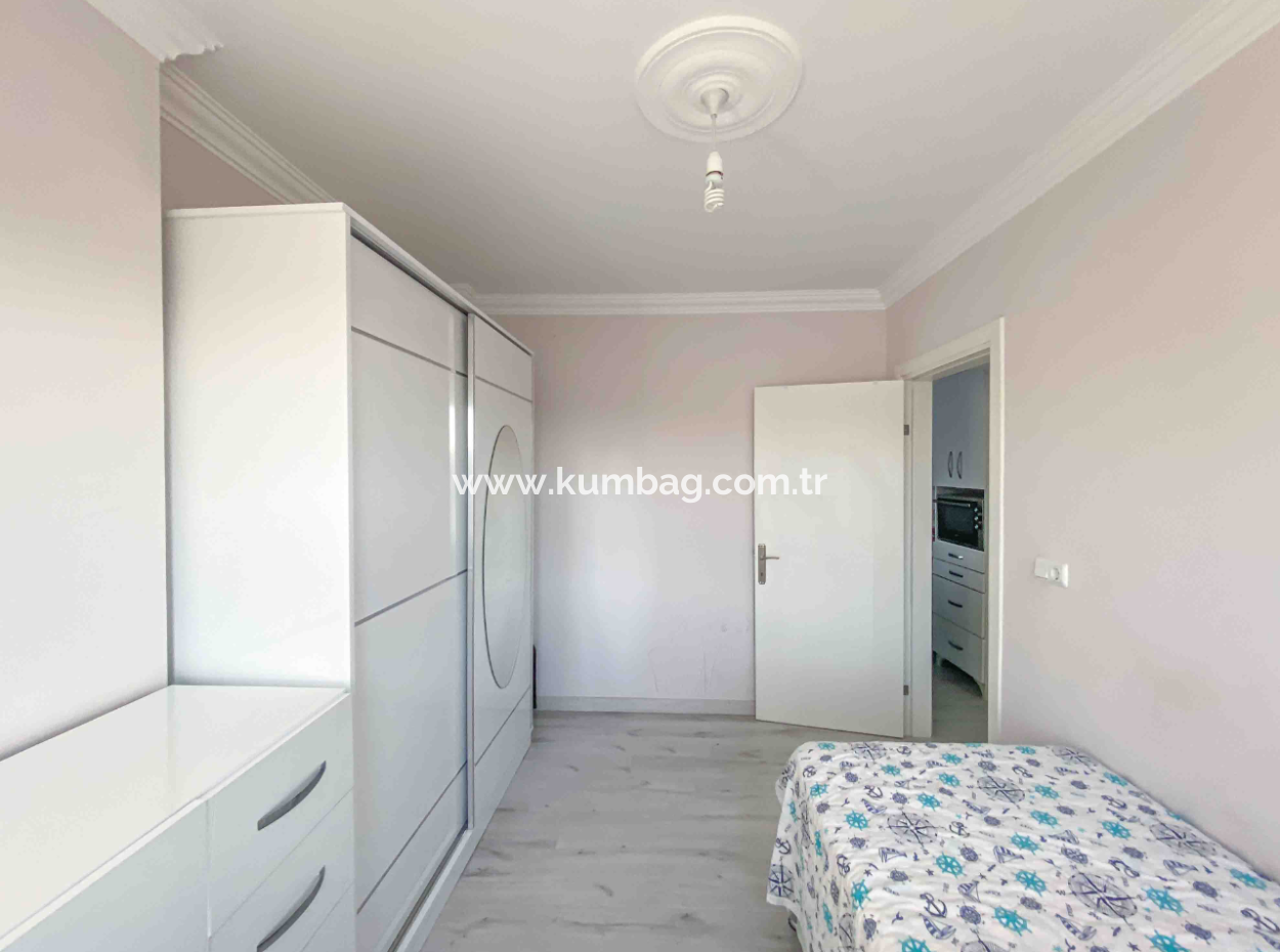 Furnished 2 1 Flat For Rent On The Sea Side Of The Street In Kumbağ
