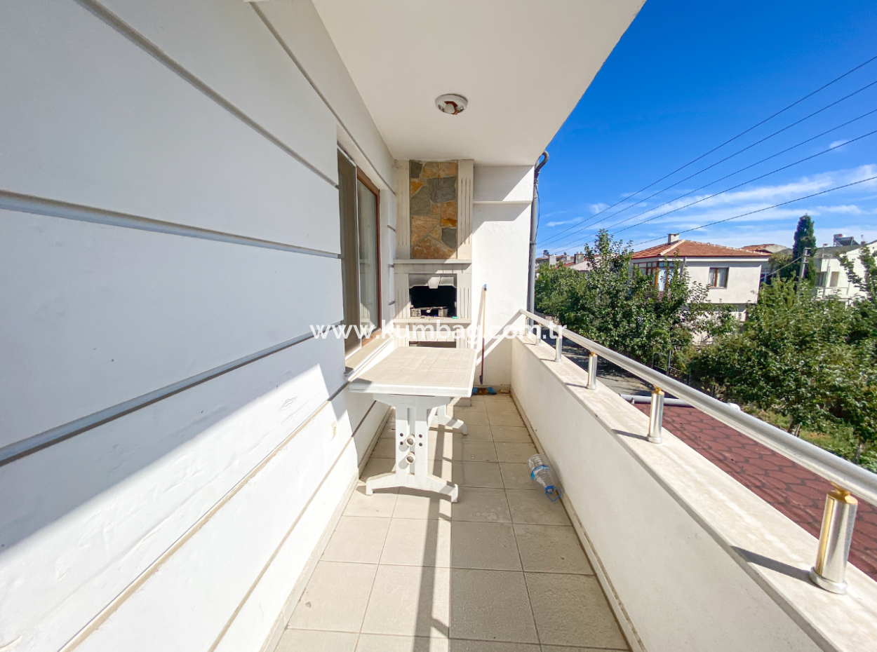 2 1 Furnished Flat For Rent On The Sea Side Of The Street In Kumbağ