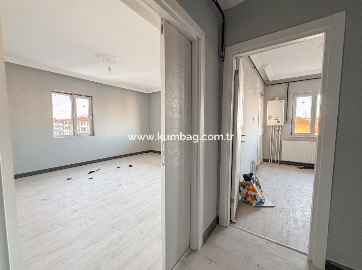 Very Spacious 3 1 Apartment For Rent In A Central Location In Altinova