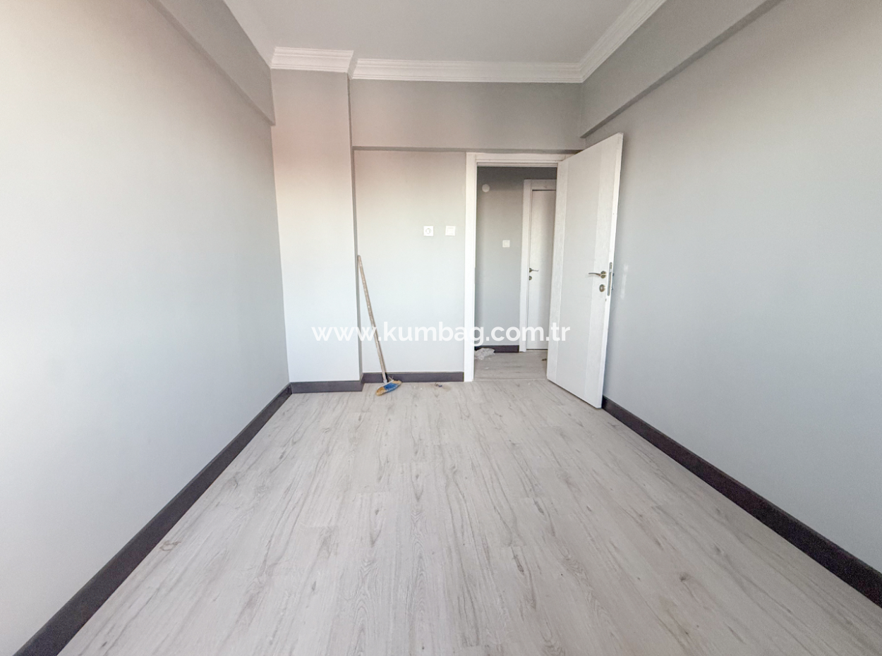 Very Spacious 3 1 Apartment For Rent In A Central Location In Altinova