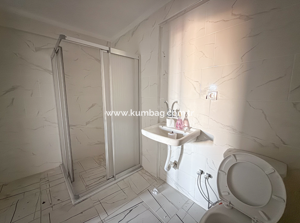 Very Spacious 3 1 Apartment For Rent In A Central Location In Altinova