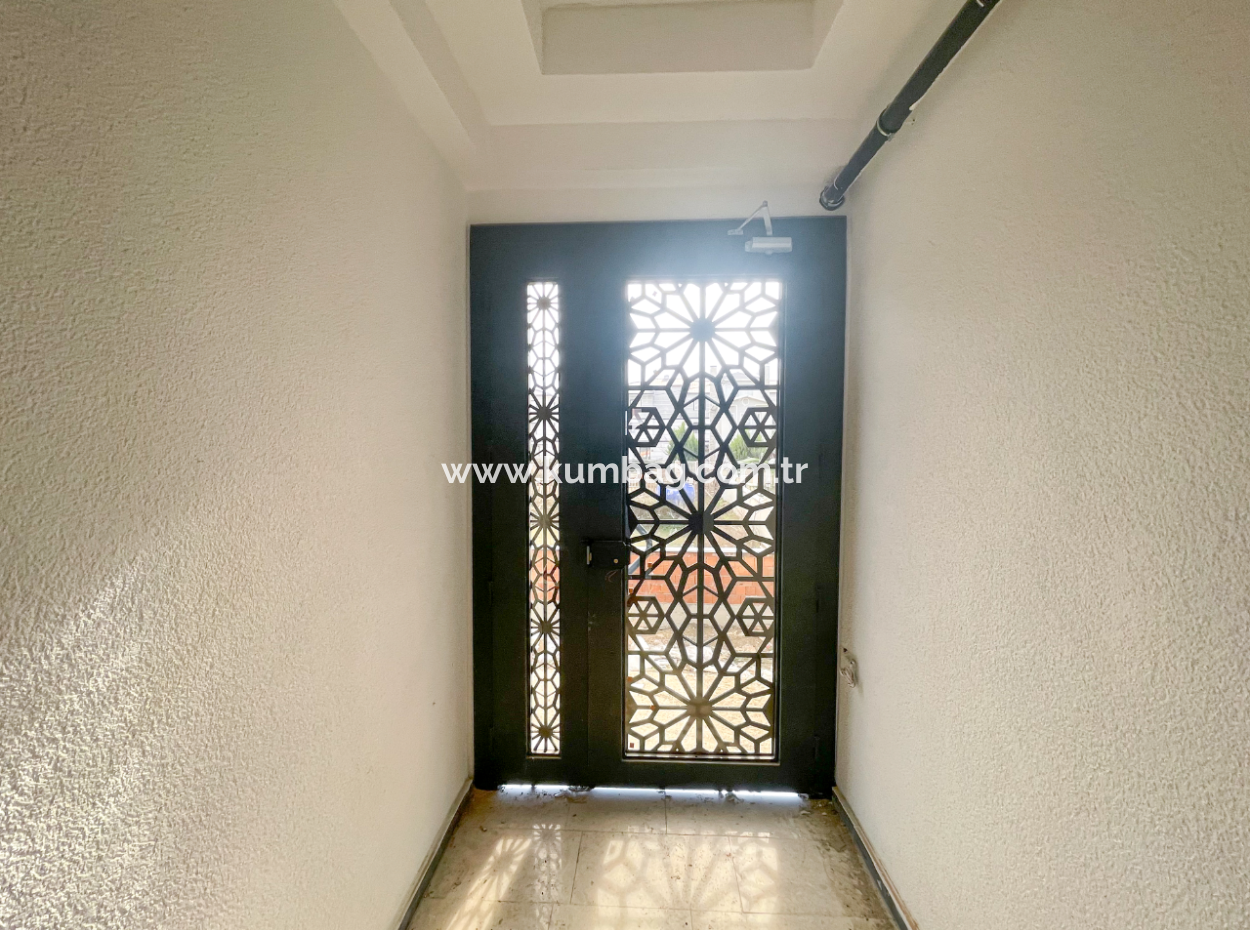 2 1 Flats For Sale In A New Building In Kumbağ With Spaciousness And Close To The Sea